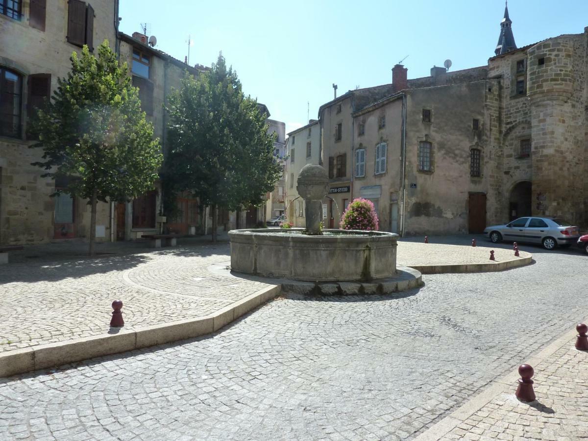 Le Logis D'Hortense Vic-le-Comte Екстериор снимка